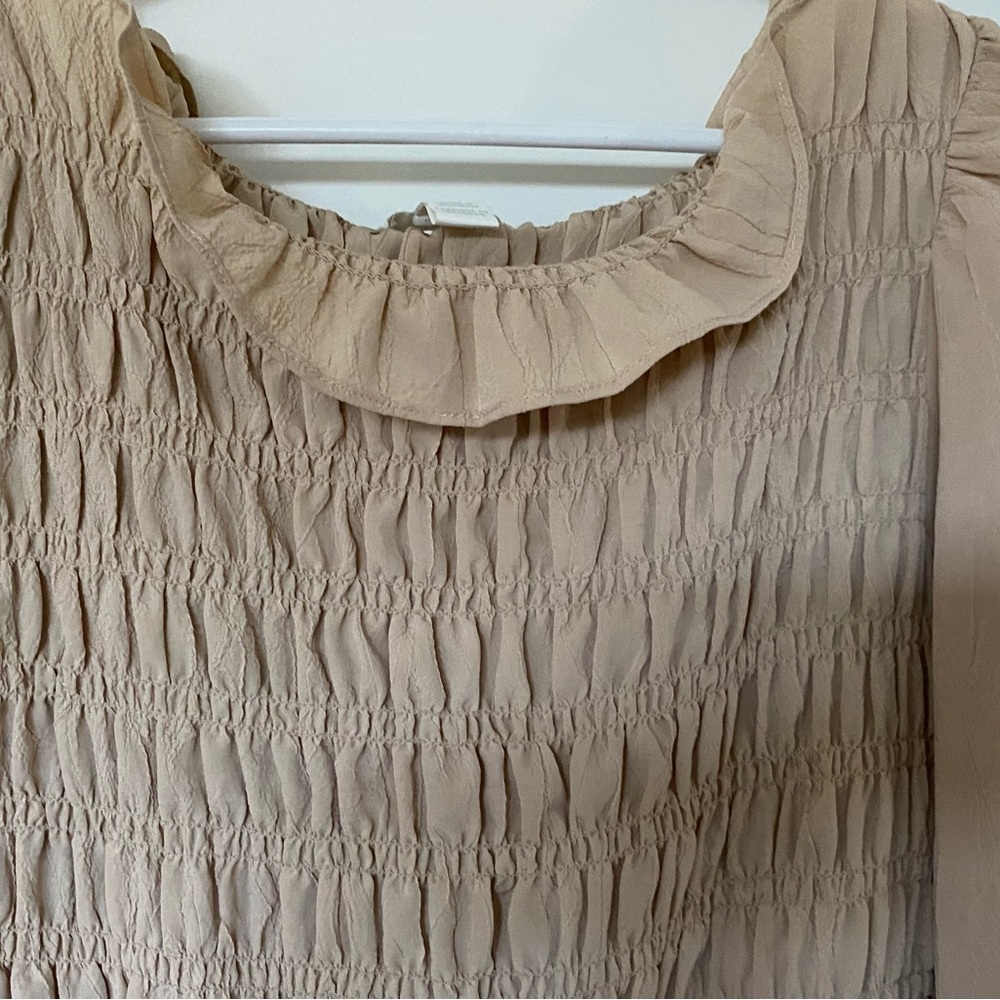 H&M Long Sleeve Shirred & Ruffled Top - Picture 3 of 6